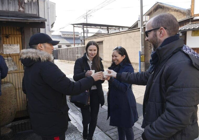 kyoto-sake-brewery-tour