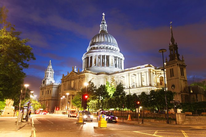london-by-night-sightseeing-open-top-bus-tour-with-live-guide