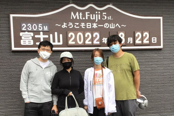mount-fuji-five-lakes-tour-from-kawaguchiko-with-guide-vehicle