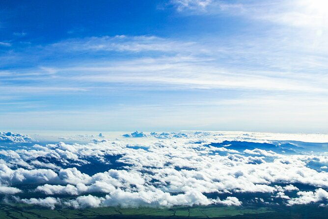 mt-fuji-trekking-1-day-tour-up-to-the-summit