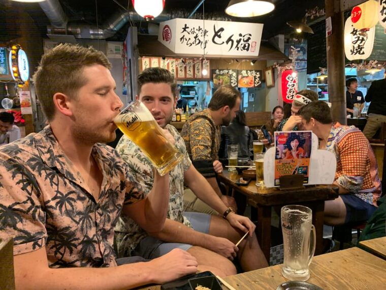 osaka-private-food-bar-tour-in-namba-3-drinks-dishes