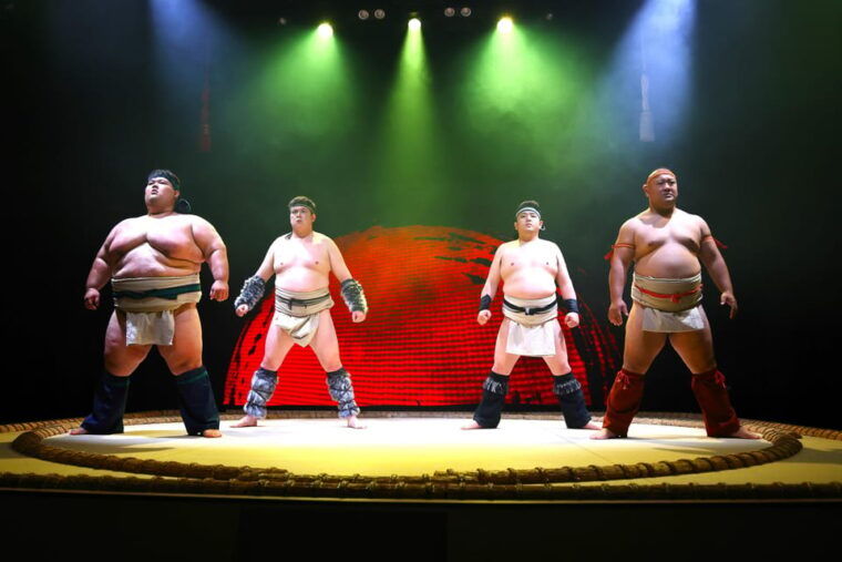 osaka-sumo-stage-show-with-bento-fight-photo-shooting