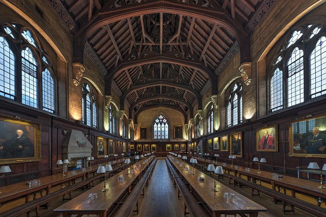 oxford-city-and-university-walking-small-group-public-tour