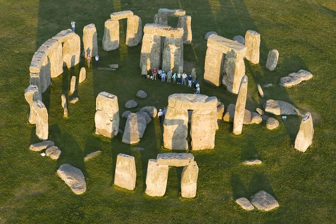 private-driver-guided-tour-stonehenge