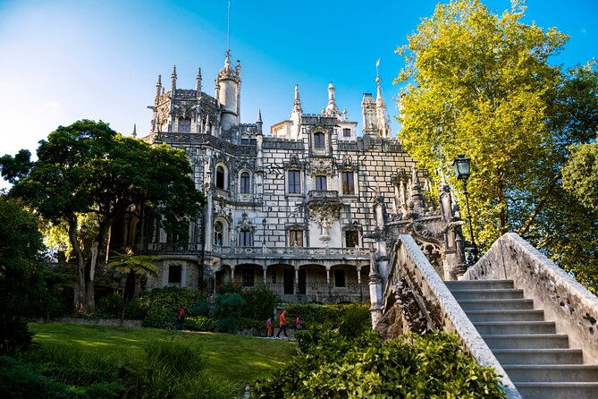 private-sightseeing-tour-in-sintra-portugal
