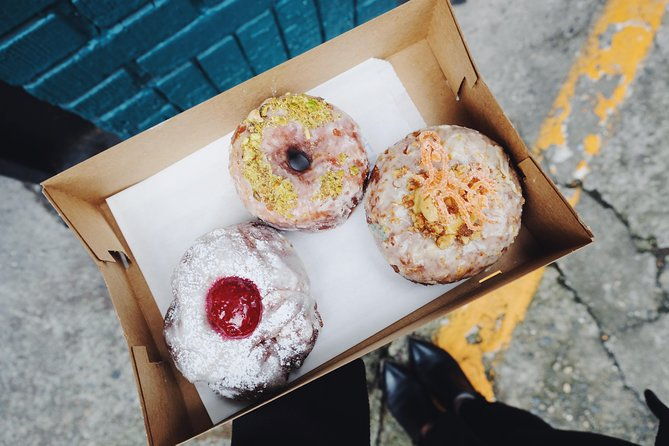 seattle-delicious-donut-adventure-walking-food-tour