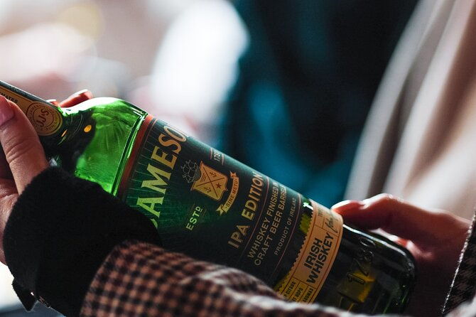 sip-and-stroll-whiskey-history-walking-tour-in-dublin