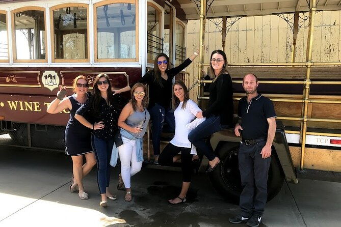 sonoma-valley-open-air-wine-trolley-tour