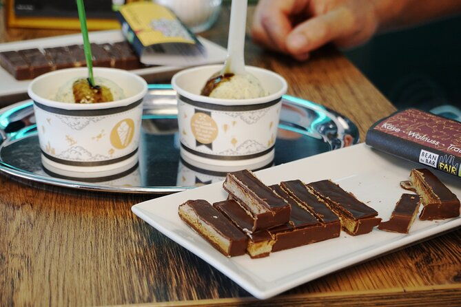 vienna-dessert-tour-homemade-cakes-strudels-hidden-caffes