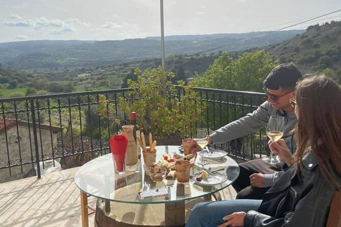 wine-tasting-and-winery-tour-in-lemona-village-paphos