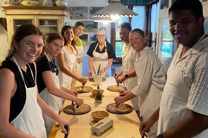 with-your-hands-in-the-dough-cortona