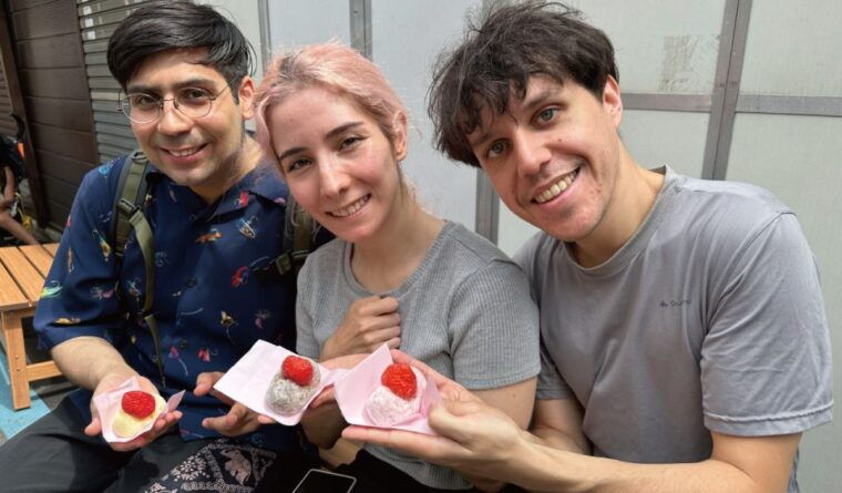 experience-tsukiji-culture-and-food%ef%bd%9csushi-sake-comparison