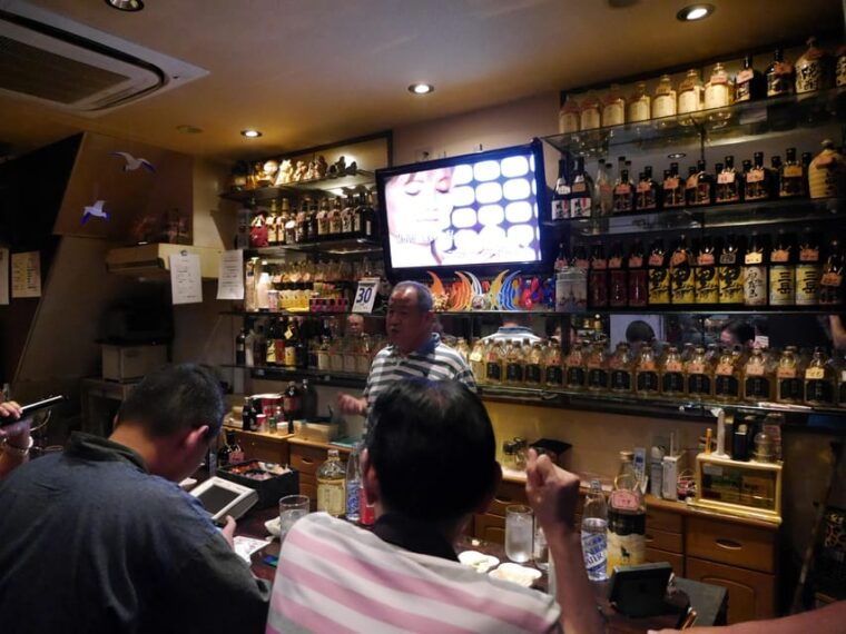 osaka-lgbtq-tour-with-dinner-and-drinks