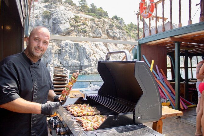 all-inclusive-sunset-cruise-with-dinner-unlimited-aperol-spritz-beer-wine