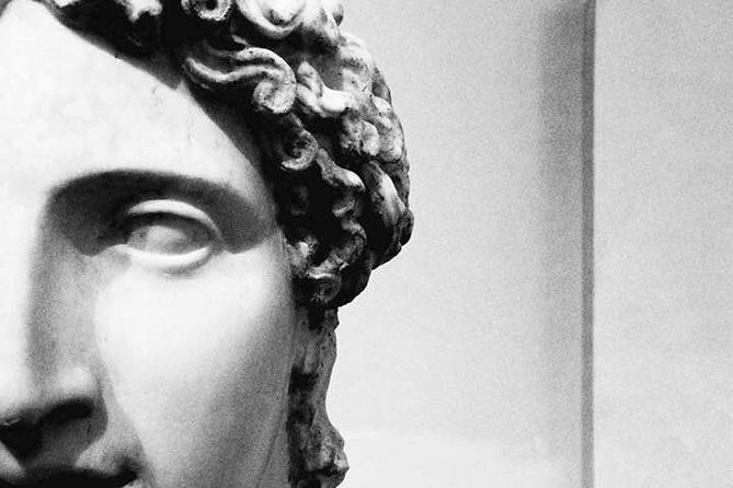 archaeological-museum-of-naples-with-archaeologist-private-tour