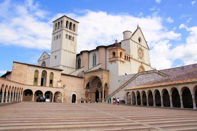 assisi-private-walking-tour-including-st-francis-basilica