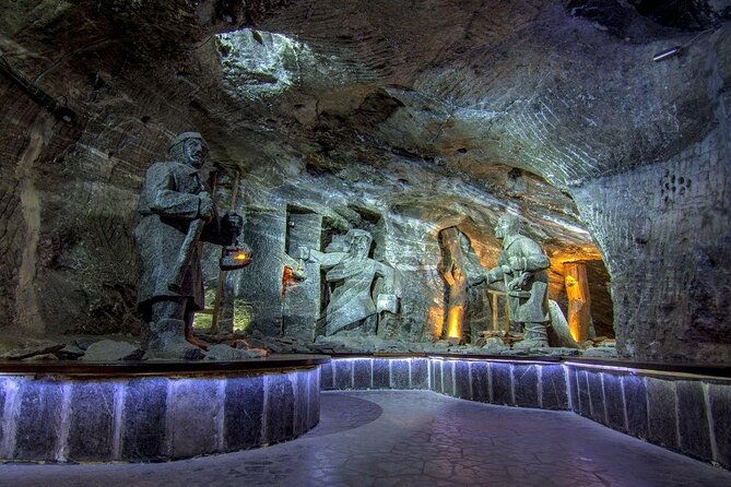 auschwitz-museum-and-salt-mine-tour-with-private-transport