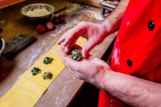 authentic-bologna-home-cooking-class-tagliatelle-tortellini