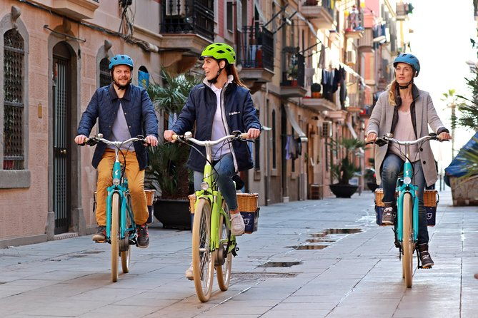barcelona-e-bike-tour-montjuic-hill-and-gothic-quarter