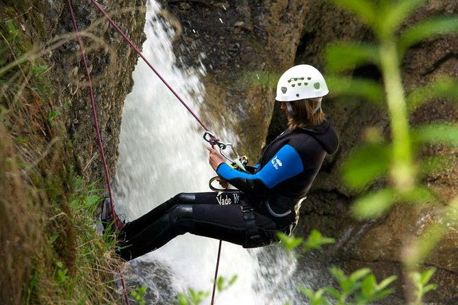 beginner-canyoning-in-the-starzlachklamm