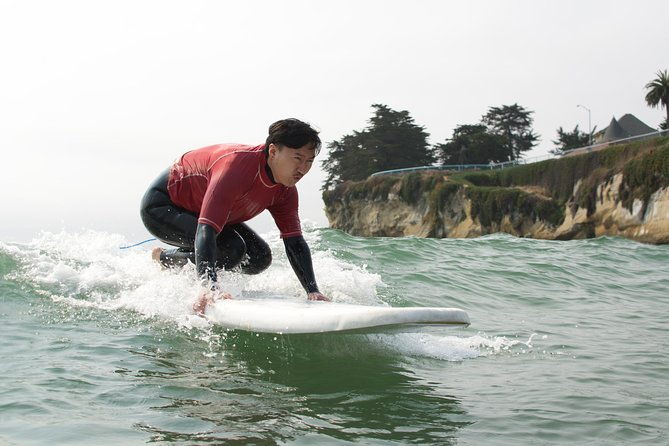 beginner-surf-lesson-in-santa-cruz