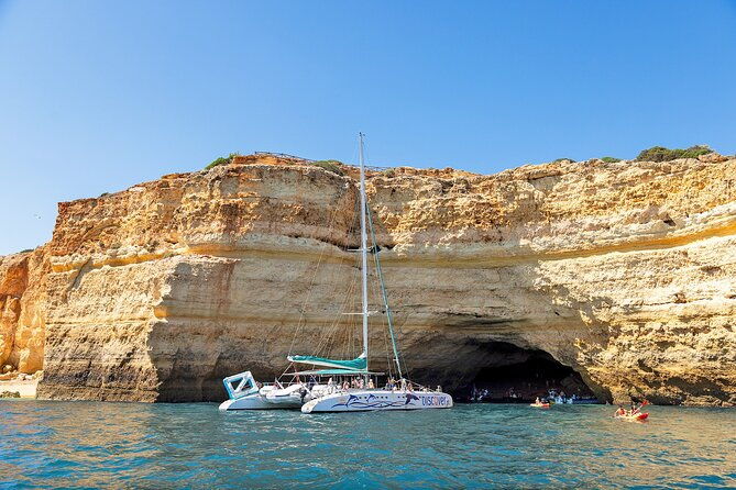 benagil-catamaran-sailing-cruise-with-lunch-from-portimao