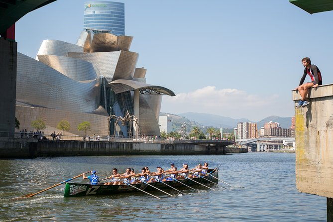 bilbao-city-and-guggenheim-museum-small-group-tour