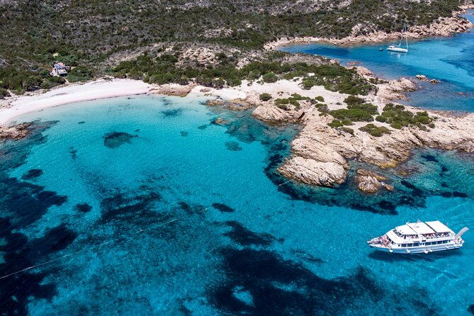 boat-trips-la-maddalena-archipelago-departure-from-la-maddalena