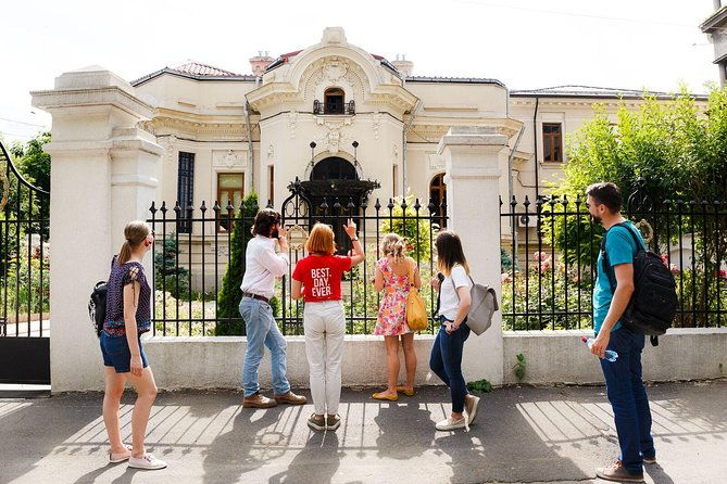 bohemian-bucharest-markets-and-mahallas-traditional-food-tour