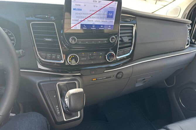 book-private-transfers-from-barcelona-airport-to-barcelona-city