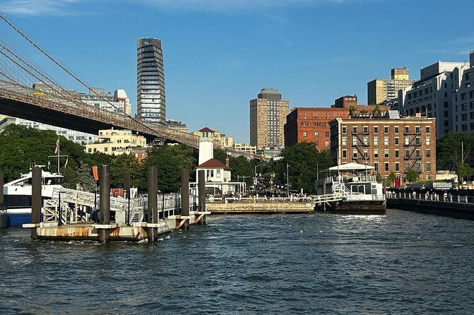 brooklyn-bridge-dumbo-walking-tour-east-river-ferry-tickets