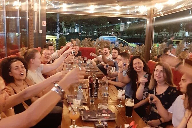 bucharest-pub-crawl-in-the-old-town