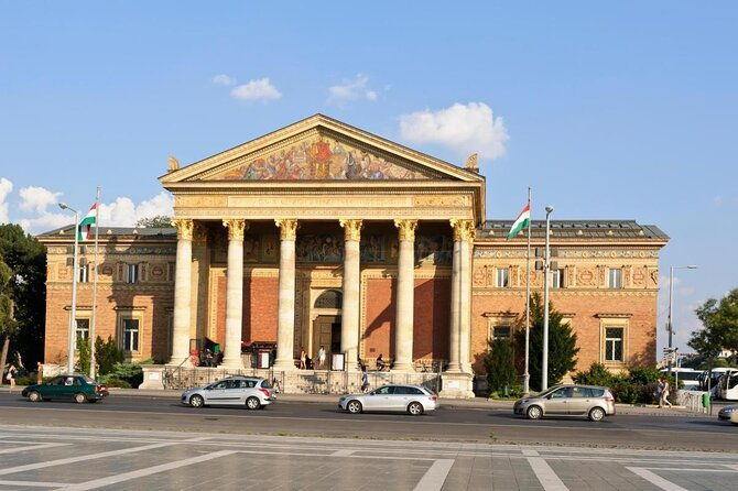 budapest-card-free-public-transport-spa-museums-with-delivery