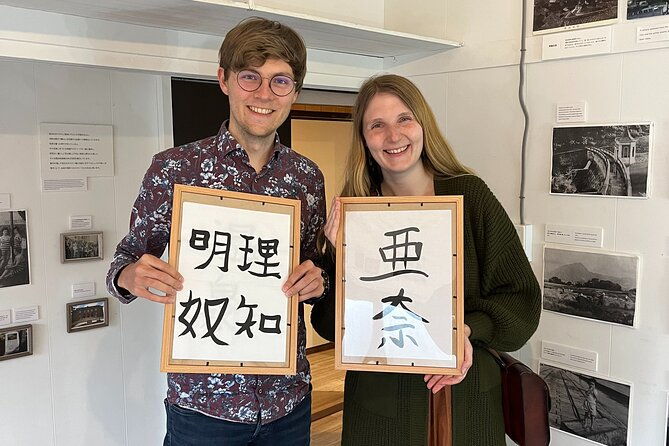 calligraphy-class-for-beginners-in-a-century-old-japanese-house