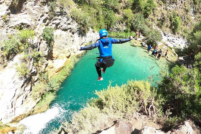 canyoning-adventure-rio-verde-in-granada