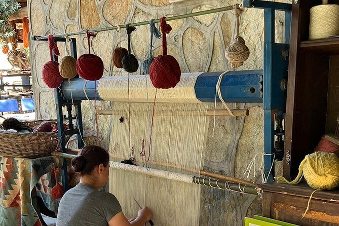 carpet-weaving-art-lessons-experience