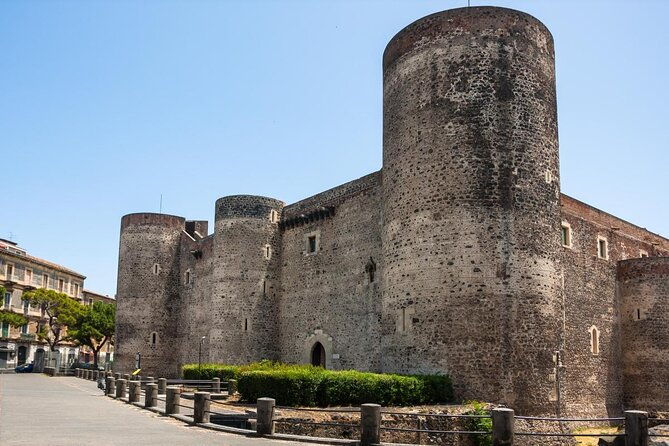 catania-street-food-walking-tour-and-market-adventure