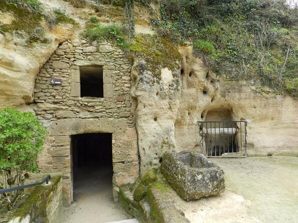 cave-museum-village-troglodyte-of-rochemenier-admission-ticket