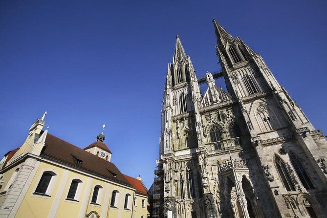 city-tour-through-regensburg-with-the-little-train
