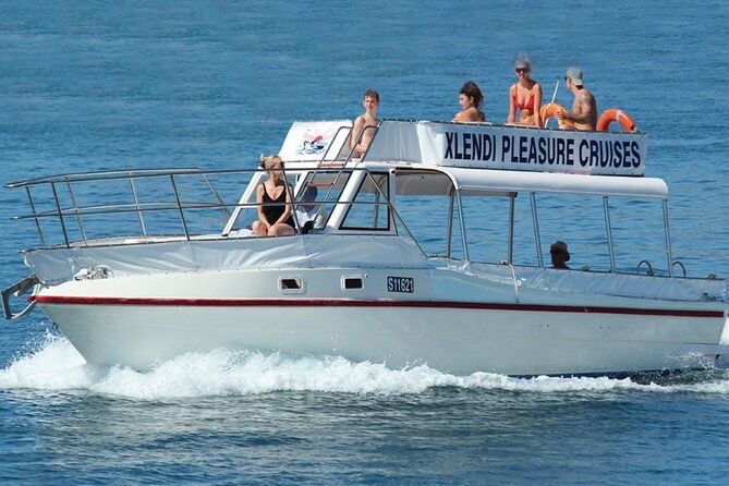comino-highlights-blue-crystal-lagoon-caves-private-boat-trip