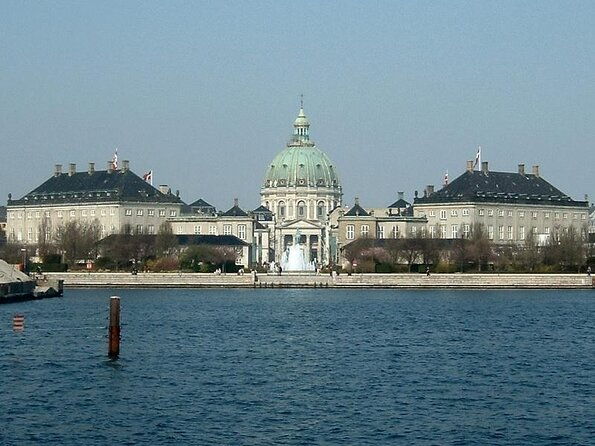 copenhagen-walking-tour-with-food-testing-smorrebrod-dish-snap