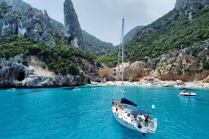 daily-sailing-trip-in-the-orosei-coves-with-lunch
