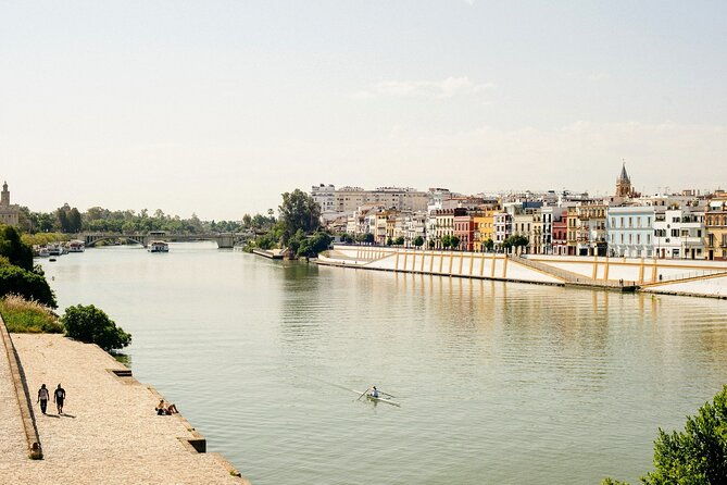 devour-seville-tapas-wine-tour-triana-neighborhood