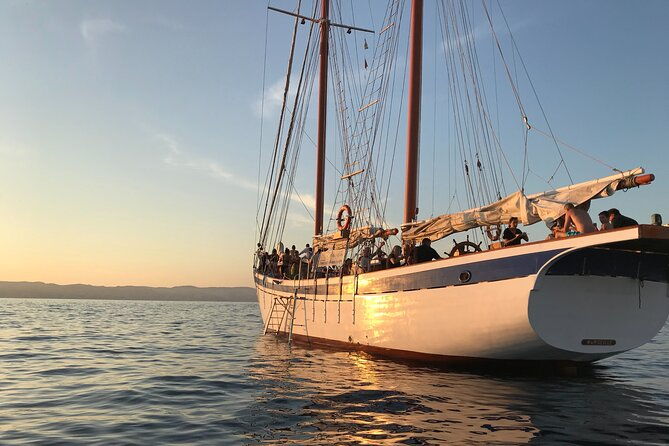 evening-cruise-at-sunset