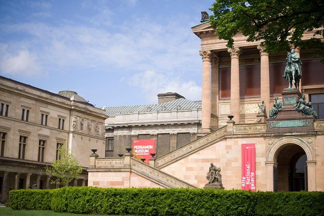 explore-berlin-shore-excursion-top-attractions-private-tour-from-warnemuende