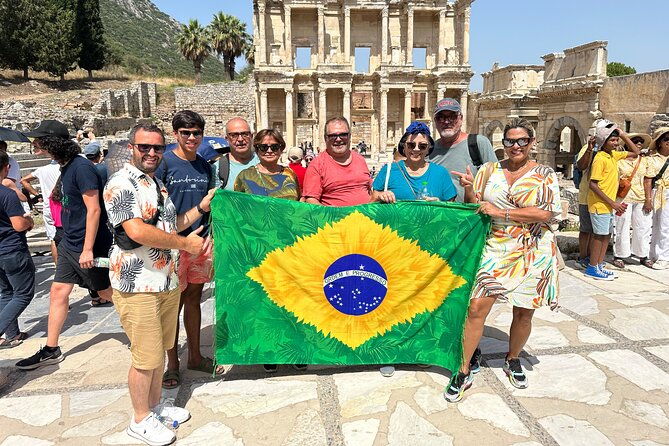 explore-history-with-ephesus-tour-and-relax-with-turkish-bath