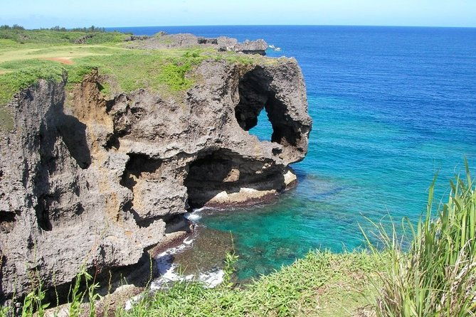 explore-okinawa-naha-churaumi-aquarium-kouri-using-private-hiace-van