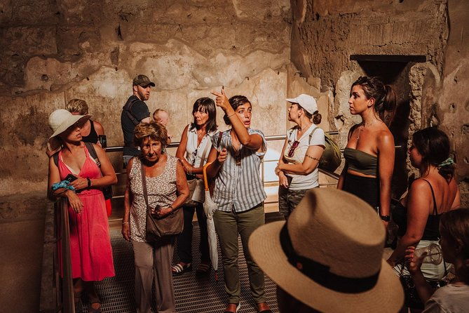 explore-pompeii-with-an-archaeologist