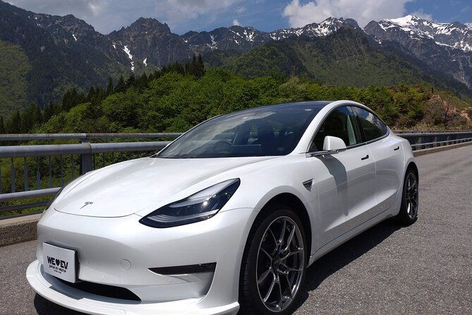 explore-takayama-and-shirakawa-tesla-tour-with-accommodation
