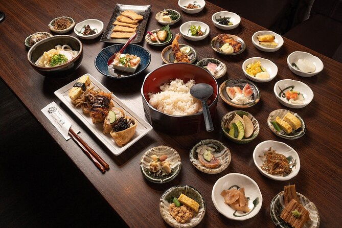 famous-inari-sushi-making-experience-in-toyokawa